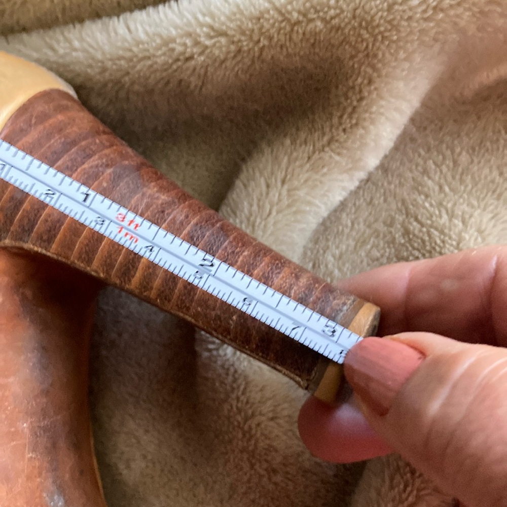 Stylish Tan Leather Ankle Boots - Picture 3 of 3